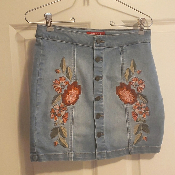 Guess Denim Mini Skirt - Picture 1 of 6